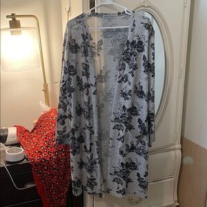Absolutely Famous Gray and Black Floral Cardigan